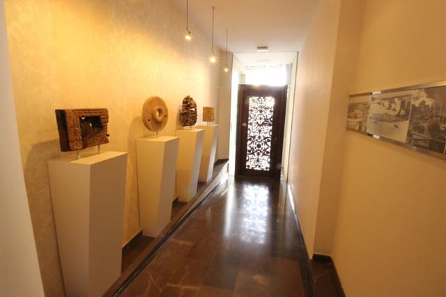 4 chambre Appartement à vendre à Zona Pueblo, Guardamar del Segura avec garage - 345 000 € (Ref: 9720306)