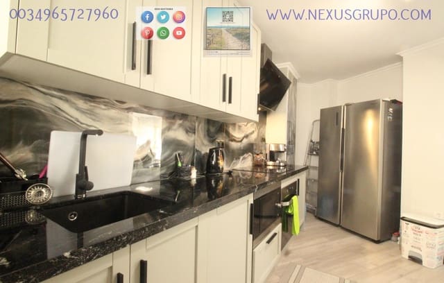 3 sovrum Lägenhet till salu i Zona Pueblo, Guardamar del Segura - 209 000 € (Ref: 9723810)