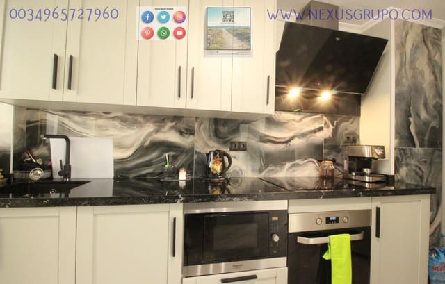 3 sovrum Lägenhet till salu i Zona Pueblo, Guardamar del Segura - 209 000 € (Ref: 9723810)