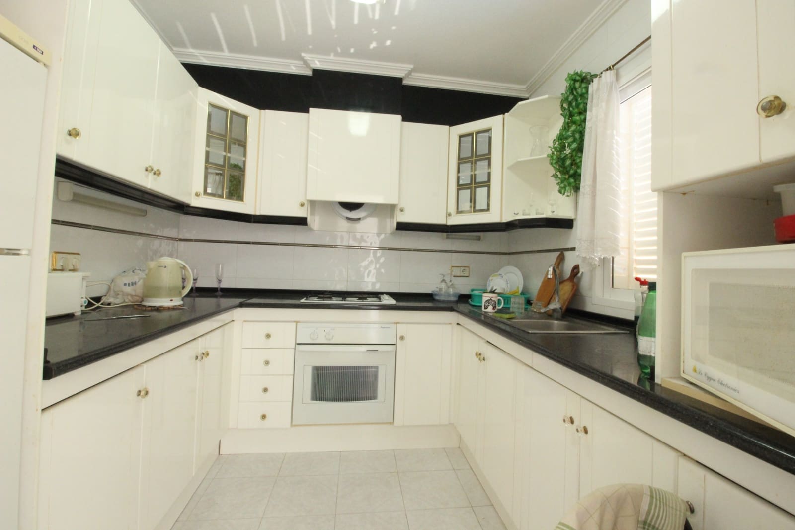 2 soveværelse Bungalow til salg i Guardamar del Segura med swimmingpool - € 265.000 (Ref: 9847699)