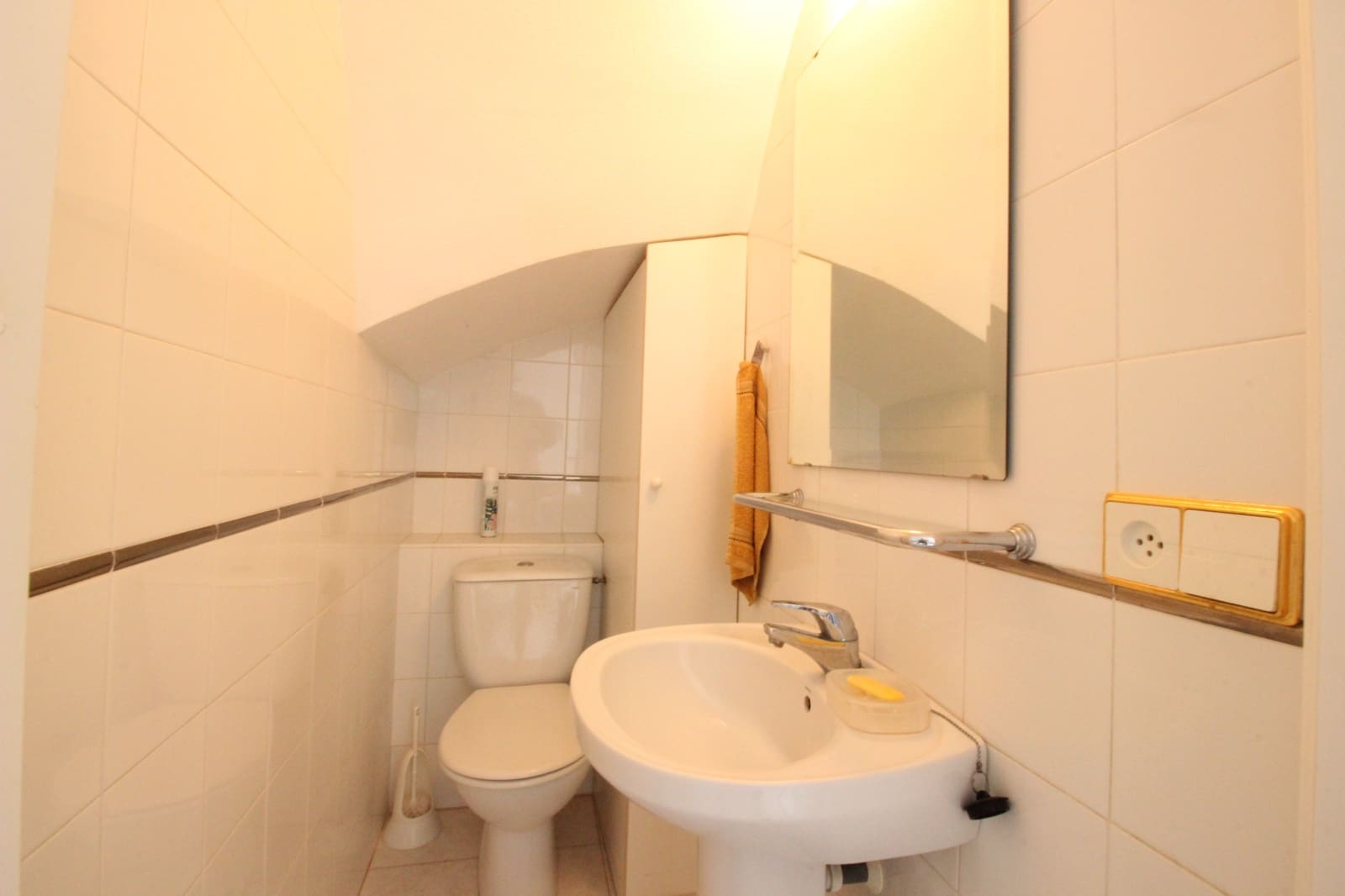 2 soveværelse Bungalow til salg i Guardamar del Segura med swimmingpool - € 265.000 (Ref: 9847699)