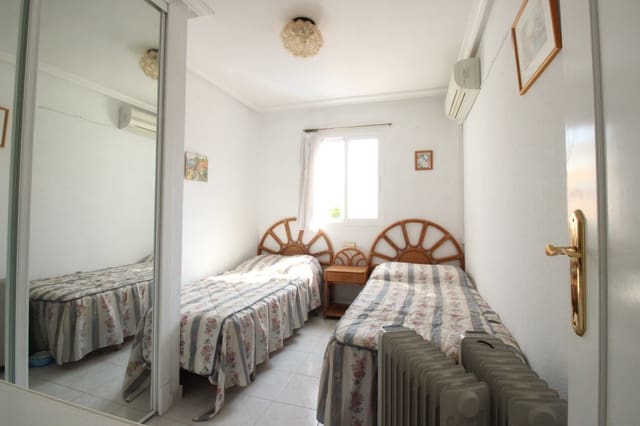 2 soveværelse Bungalow til salg i El Moncayo, Guardamar del Segura med swimmingpool - € 265.000 (Ref: 9847699)