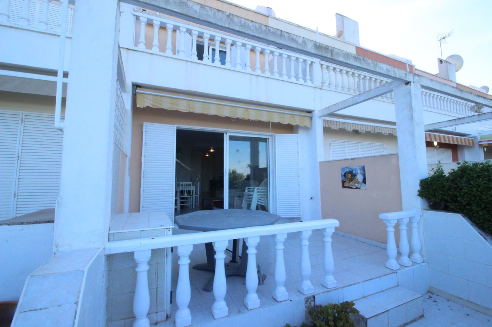 2 soveværelse Bungalow til salg i Guardamar del Segura med swimmingpool - € 265.000 (Ref: 9847699)