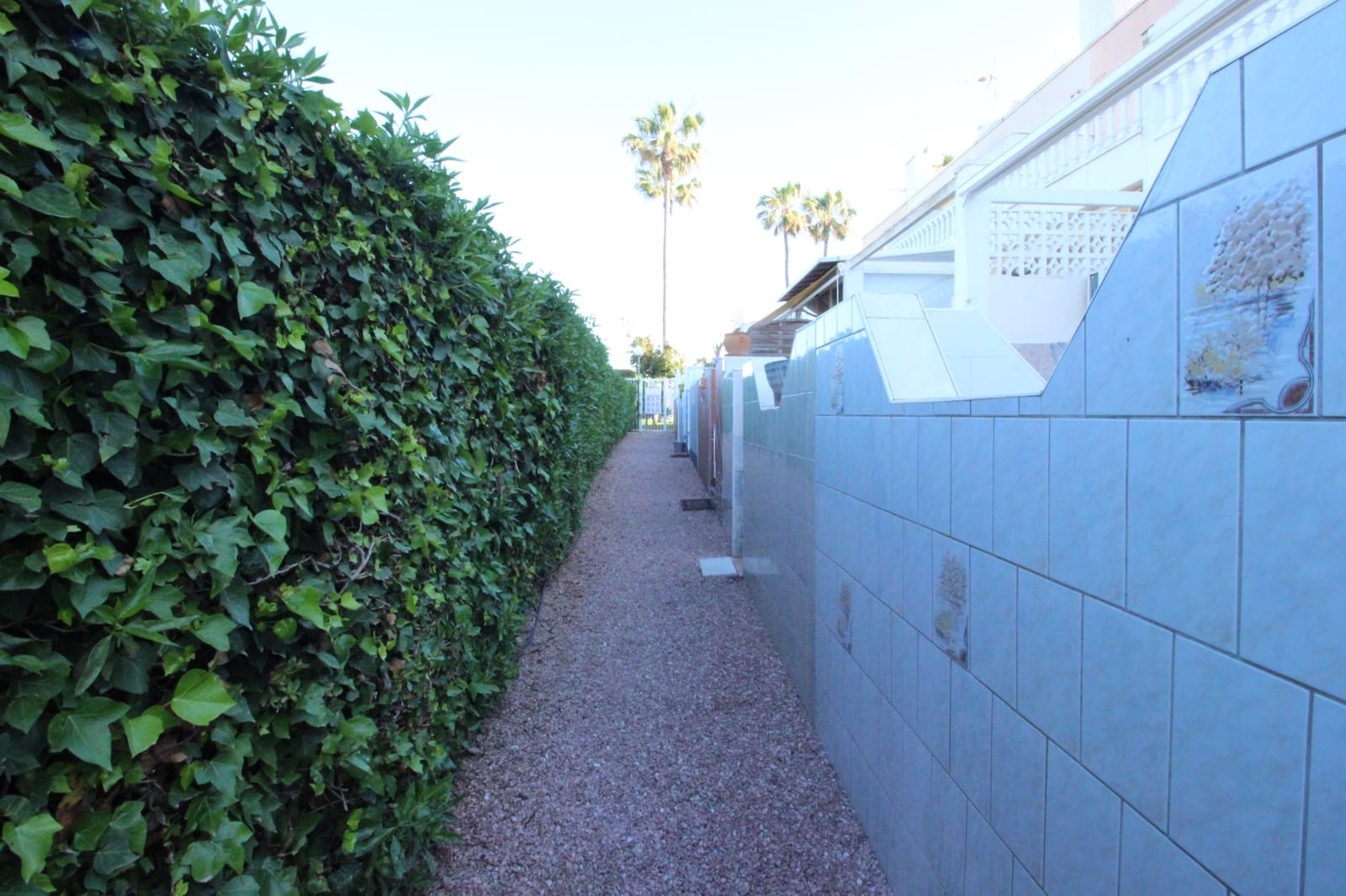 2 soveværelse Bungalow til salg i Guardamar del Segura med swimmingpool - € 265.000 (Ref: 9847699)