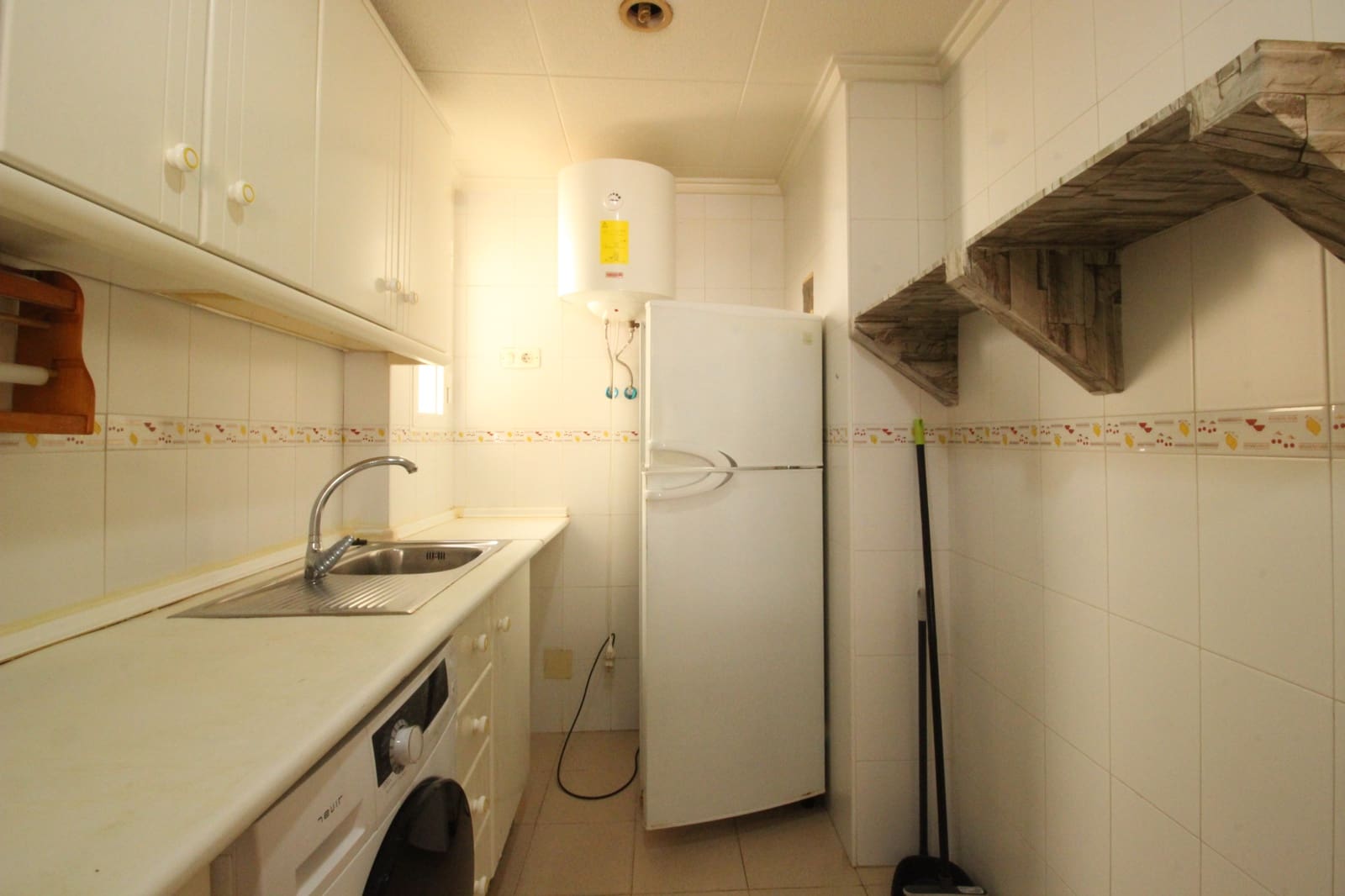 2 slaapkamer Appartement te koop in Guardamar del Segura met garage - € 159.000 (Ref: 9847803)