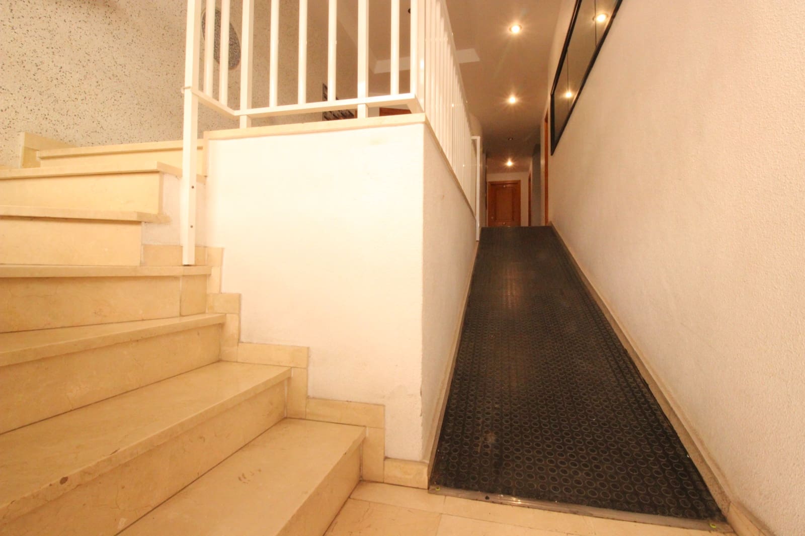 2 slaapkamer Appartement te koop in Guardamar del Segura met garage - € 159.000 (Ref: 9847803)