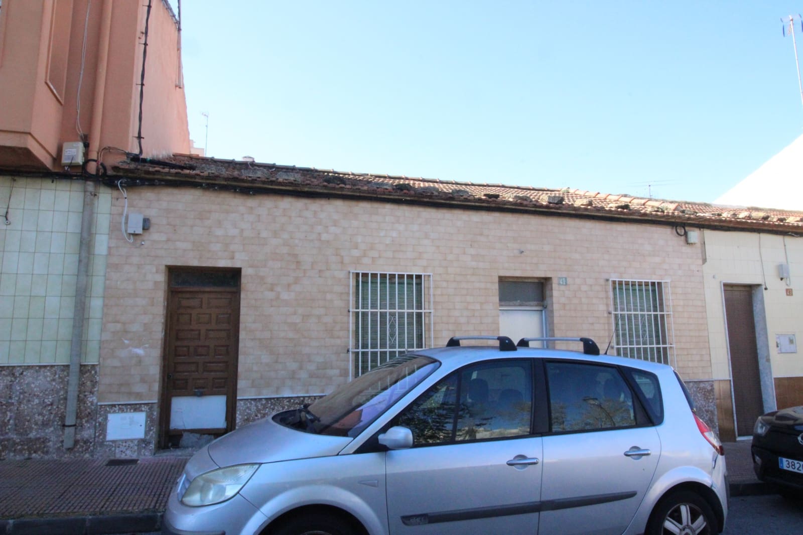 Bungalow til salgs i Guardamar del Segura - € 220 000 (Ref: 9847920)