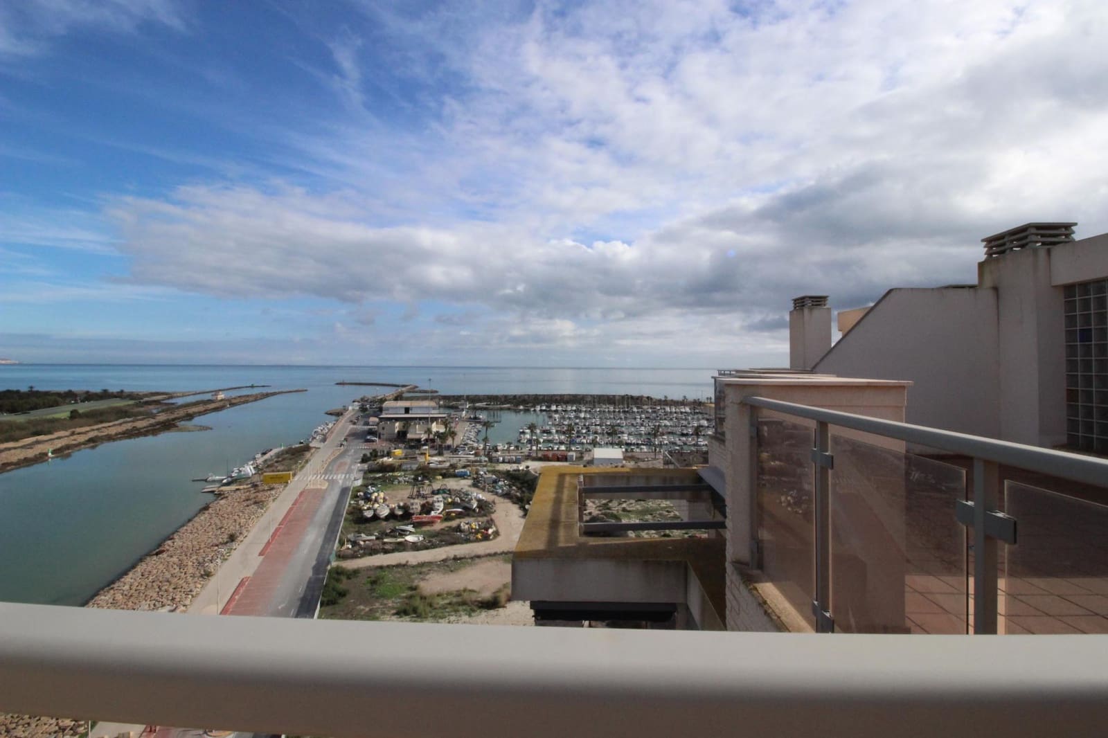 2 bedroom Apartment for sale in Guardamar del Segura with pool garage - € 270,000 (Ref: 9863462)