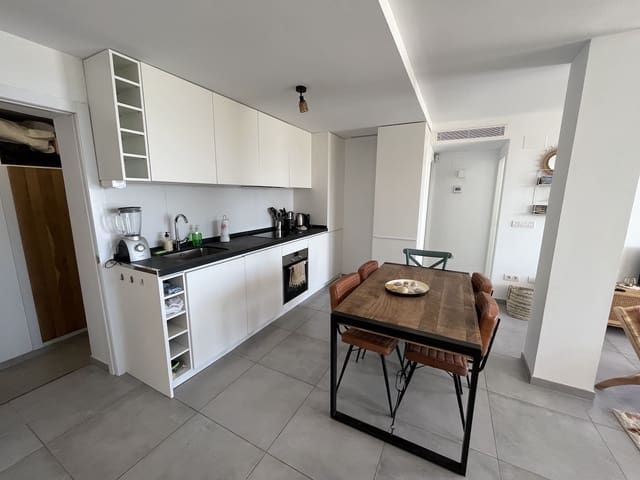 2 makuuhuone Huoneisto myytävänä paikassa Cala Vadella, San Jose / Sant Josep de Sa Talaia mukana uima-altaan - 500 000 € (Ref: 8405878)