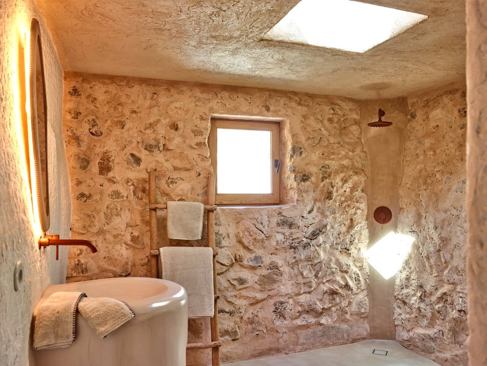 Finca/Casa Rural de 7 habitaciones en Sant Rafael de Sa Creu en venta con piscina - 5.950.000 € (Ref: 8949514)