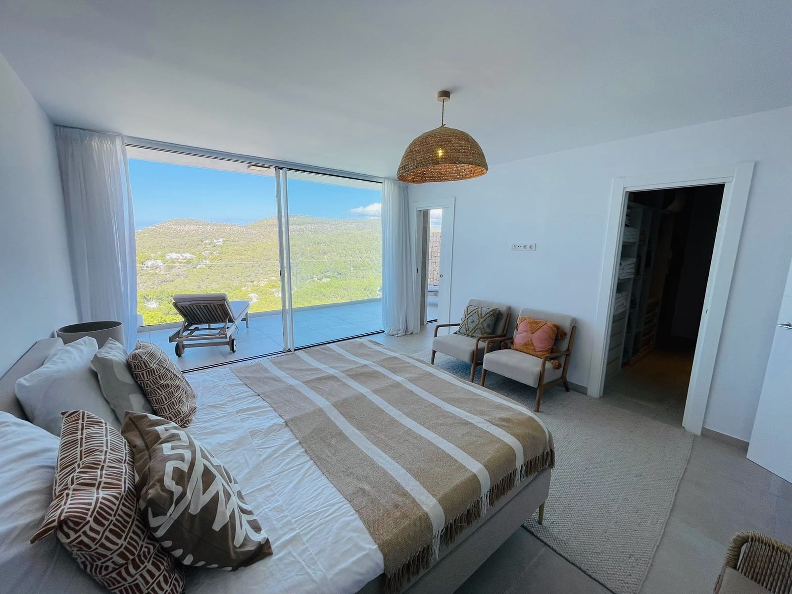 3 soverom Penthouse til salgs i Cala Vadella med svømmebasseng garasje - € 1 550 000 (Ref: 9287293)