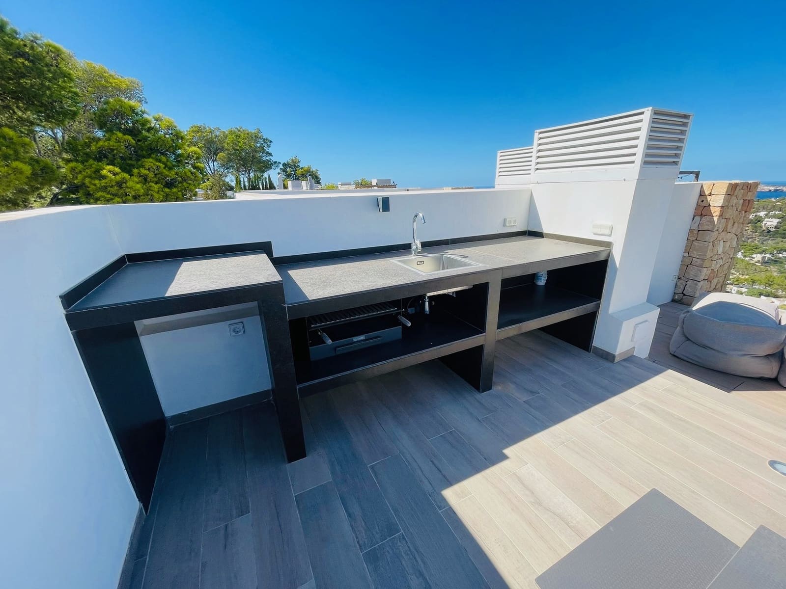 3 soverom Penthouse til salgs i Cala Vadella med svømmebasseng garasje - € 1 550 000 (Ref: 9287293)