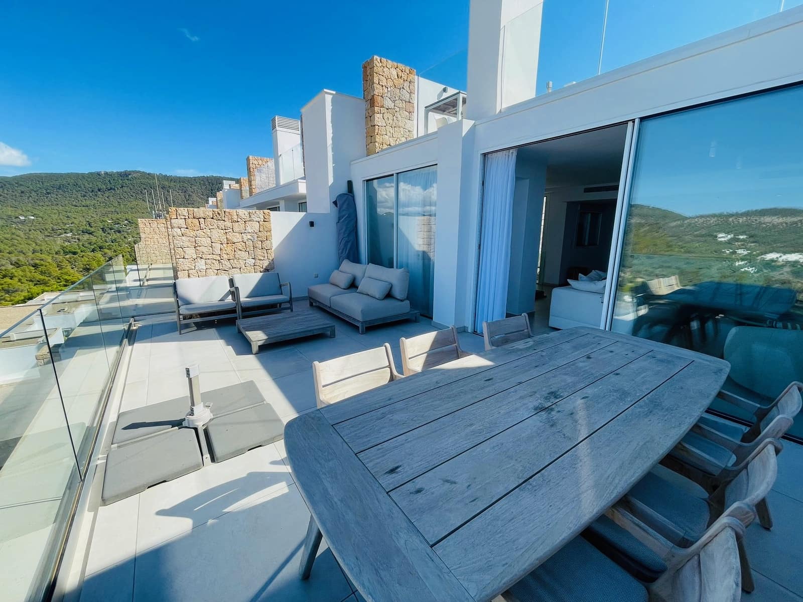 3 soverom Penthouse til salgs i Cala Vadella med svømmebasseng garasje - € 1 550 000 (Ref: 9287293)