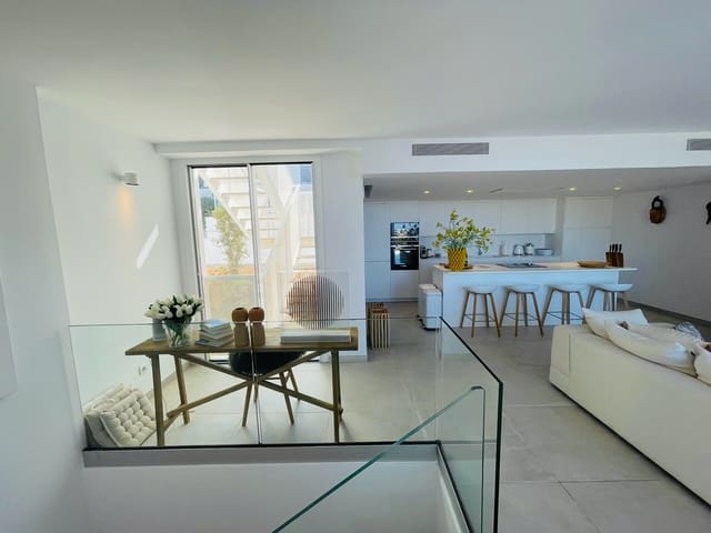3 soverom Penthouse til salgs i Cala Vadella, San Jose / Sant Josep de Sa Talaia med svømmebasseng garasje - € 1 550 000 (Ref: 9287293)