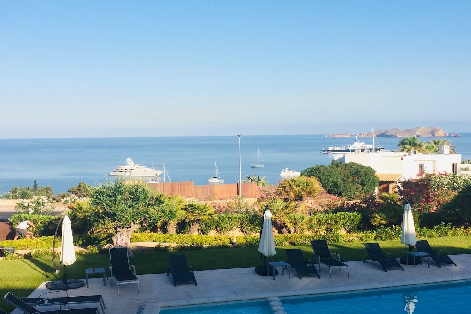 2 slaapkamer Appartement te koop in Cala Tarida met zwembad - € 735.000 (Ref: 9476266)