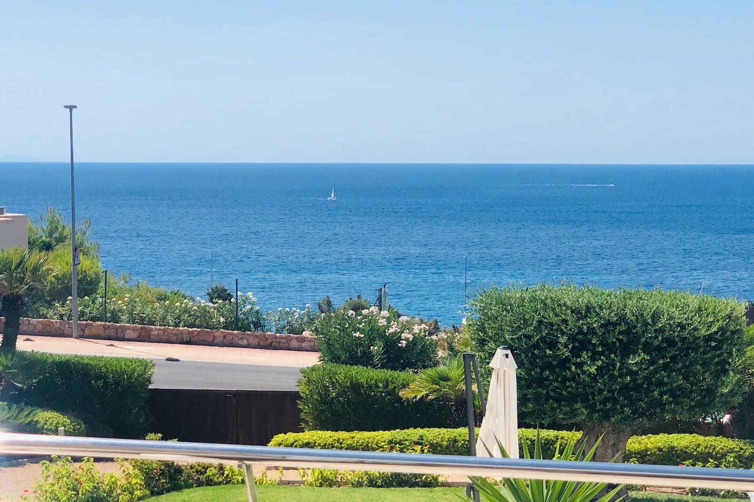 2 slaapkamer Appartement te koop in Cala Tarida met zwembad - € 735.000 (Ref: 9476266)