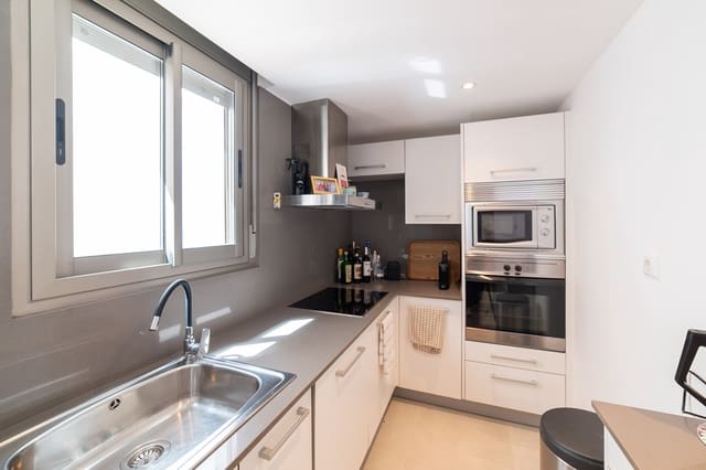 2 soveværelse Lejlighed til salg i Cala Tarida, San Jose / Sant Josep de Sa Talaia med swimmingpool - € 735.000 (Ref: 9476266)