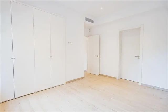 Piso de 2 habitaciones en Plaça dels Patins, Palma de Mallorca en alquiler - 1.500 € (Ref: 10004355)