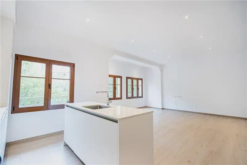 2 quarto Apartamento para arrendar em Palma de Mallorca - 1 500 € (Ref: 10004355)