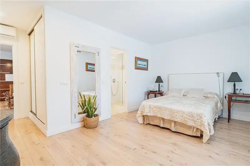 3 soverom Kjedet enebolig til salgs i Calvia med svømmebasseng garasje - € 1 440 000 (Ref: 10007109)