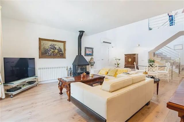 3 soveværelse Semi-Rækkehus til salg i Calvià Pueblo, Calvià med swimmingpool garage - € 1.440.000 (Ref: 10007109)