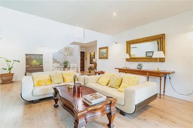 3 soveværelse Semi-Rækkehus til salg i Calvià Pueblo, Calvià med swimmingpool garage - € 1.440.000 (Ref: 10007109)