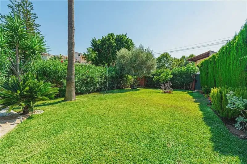 3 soverom Kjedet enebolig til salgs i Calvia med svømmebasseng garasje - € 1 440 000 (Ref: 10007109)