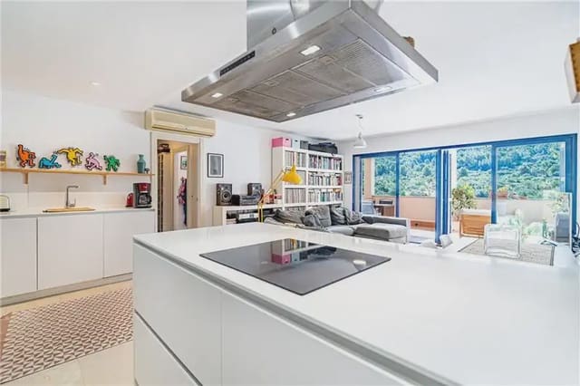 Piso de 3 habitaciones en Portals Nous, Calvià en venta con piscina - 530.000 € (Ref: 10009854)