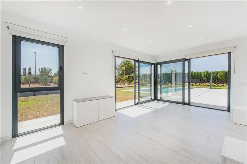 4 bedroom Villa for sale in Marratxi with pool garage - € 1,750,000 (Ref: 10023229)