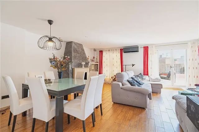 4 bedroom Penthouse for sale in L'Arenal, Palma de Mallorca - € 680,000 (Ref: 10029782)