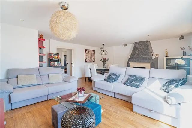 4 bedroom Penthouse for sale in L'Arenal, Palma de Mallorca - € 680,000 (Ref: 10029782)
