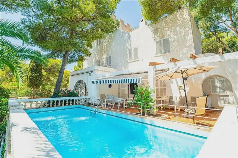 7 Zimmer Villa zu verkaufen in Calvia mit Pool Garage - 1.795.000 € (Ref: 10041692)