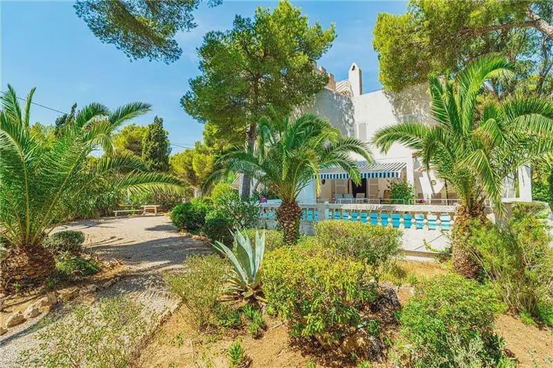 7 Zimmer Villa zu verkaufen in Calvia mit Pool Garage - 1.795.000 € (Ref: 10041692)