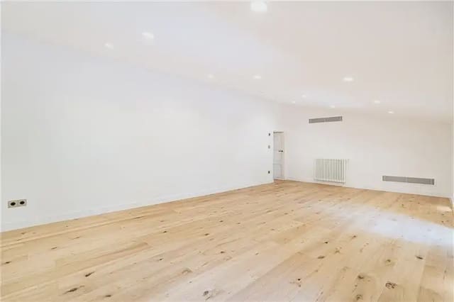 5 soverom Villa til salgs i Algaida med svømmebasseng garasje - € 1 190 000 (Ref: 10052009)