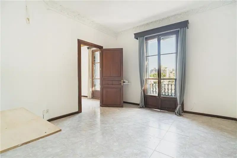 Piso de 5 habitaciones en Palma de Mallorca en venta - 995.000 € (Ref: 10057657)