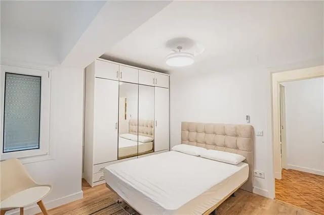 2 sypialnia Mieszkanie do wynajęcia w Santa Catalina, Palma de Mallorca - 1 650 € (Ref: 10076728)