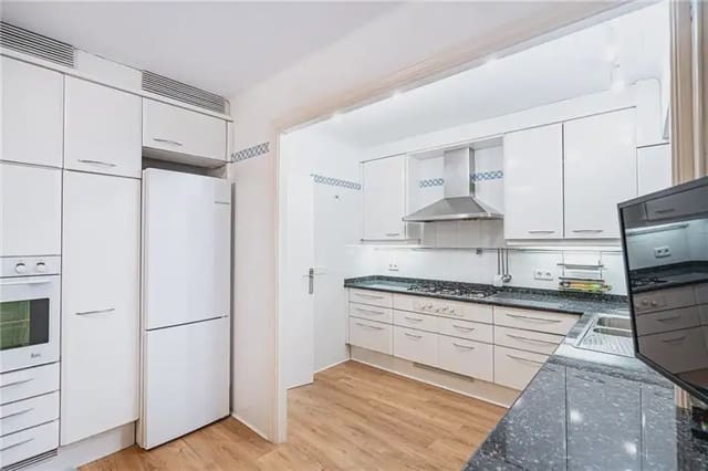 2 sypialnia Mieszkanie do wynajęcia w Santa Catalina, Palma de Mallorca - 1 650 € (Ref: 10076728)