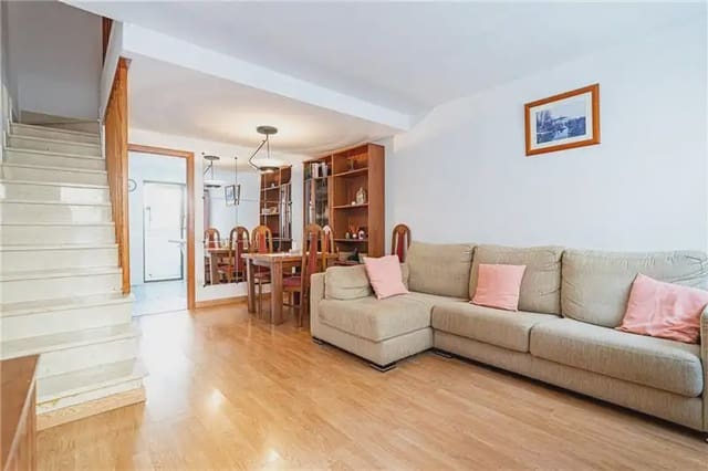 4 makuuhuone Rivitalo myytävänä paikassa El Toro / Port Adriano, Calvià mukana 
autotalli - 549 000 € (Ref: 10078796)