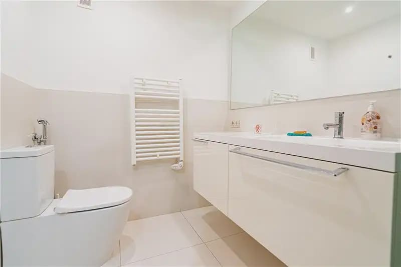 Appartement de 3 chambres à louer à Palma de Mallorca - 2 900 € (Ref: 10080210)