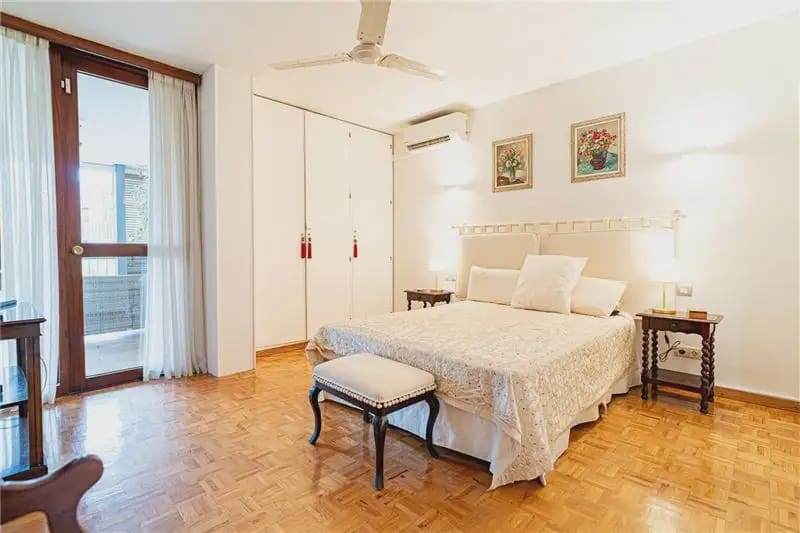 Appartement de 3 chambres à louer à Palma de Mallorca - 2 900 € (Ref: 10080210)