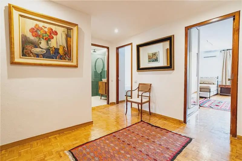 Appartement de 3 chambres à louer à Palma de Mallorca - 2 900 € (Ref: 10080210)