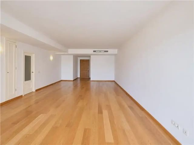 3 quarto Apartamento para arrendar em Los Almendros - Son Pacs, Palma de Mallorca com piscina garagem - 1 900 € (Ref: 10091514)