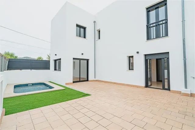 3 slaapkamer Rijtjeshuis te koop in Los Almendros - Son Pacs, Palma de Mallorca met zwembad garage - € 950.000 (Ref: 10091517)