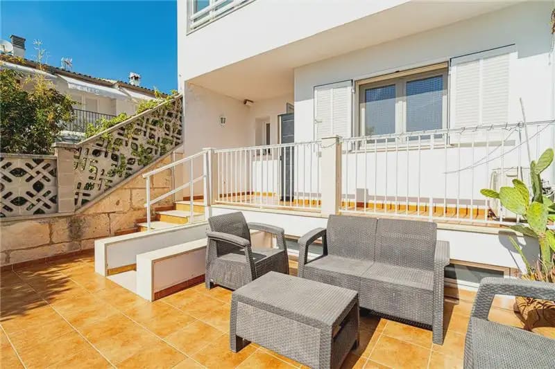 Reihenhaus zu vermieten in Marratxi mit Garage - 2.400 € (Ref: 10098828)