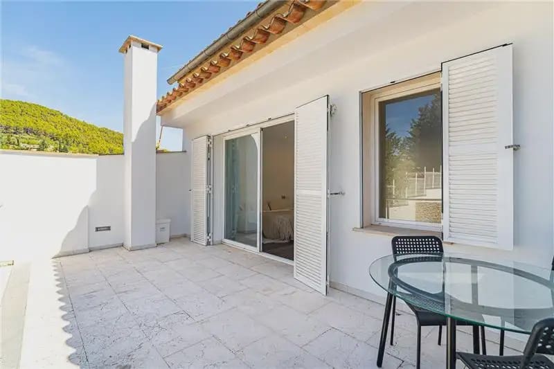 Chalet de 4 habitaciones en Esporles en venta con piscina - 949.000 € (Ref: 10098829)