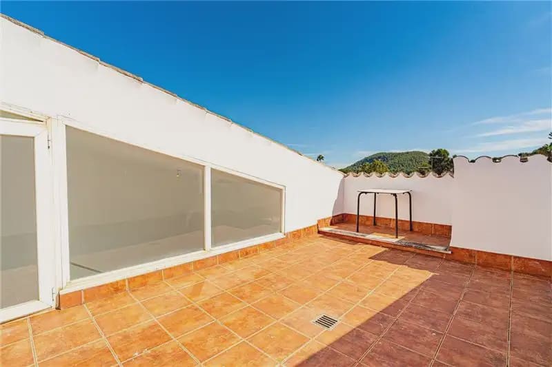 Chalet de 4 habitaciones en Esporles en venta con piscina - 949.000 € (Ref: 10098829)