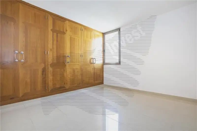 3 bedroom Villa for rent in Campos with pool garage - € 2,800 (Ref: 10104319)