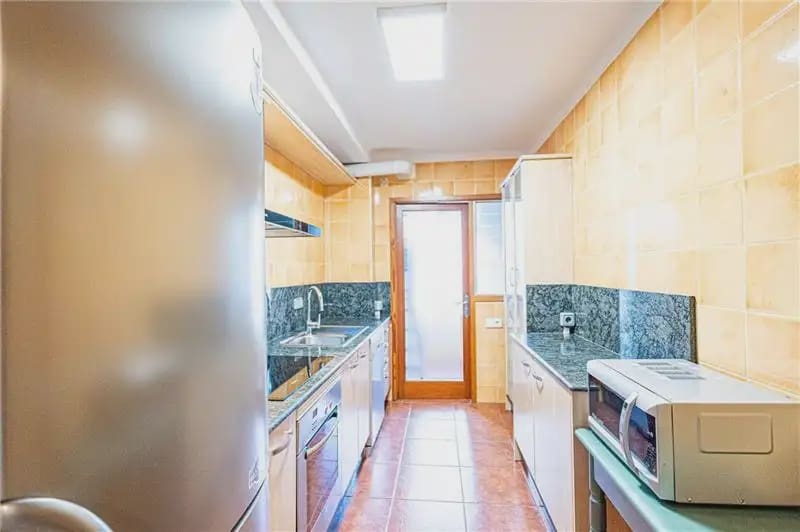 3 soverom Leilighet til leie i Palma de Mallorca - € 1 900 (Ref: 10112153)