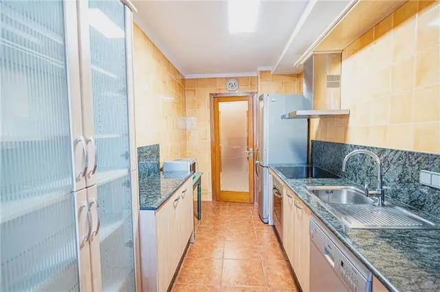 3 soverom Leilighet til leie i Pere Garau, Palma de Mallorca - € 1 900 (Ref: 10112153)
