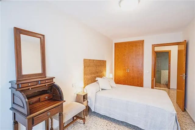 3 soverom Leilighet til leie i Pere Garau, Palma de Mallorca - € 1 900 (Ref: 10112153)